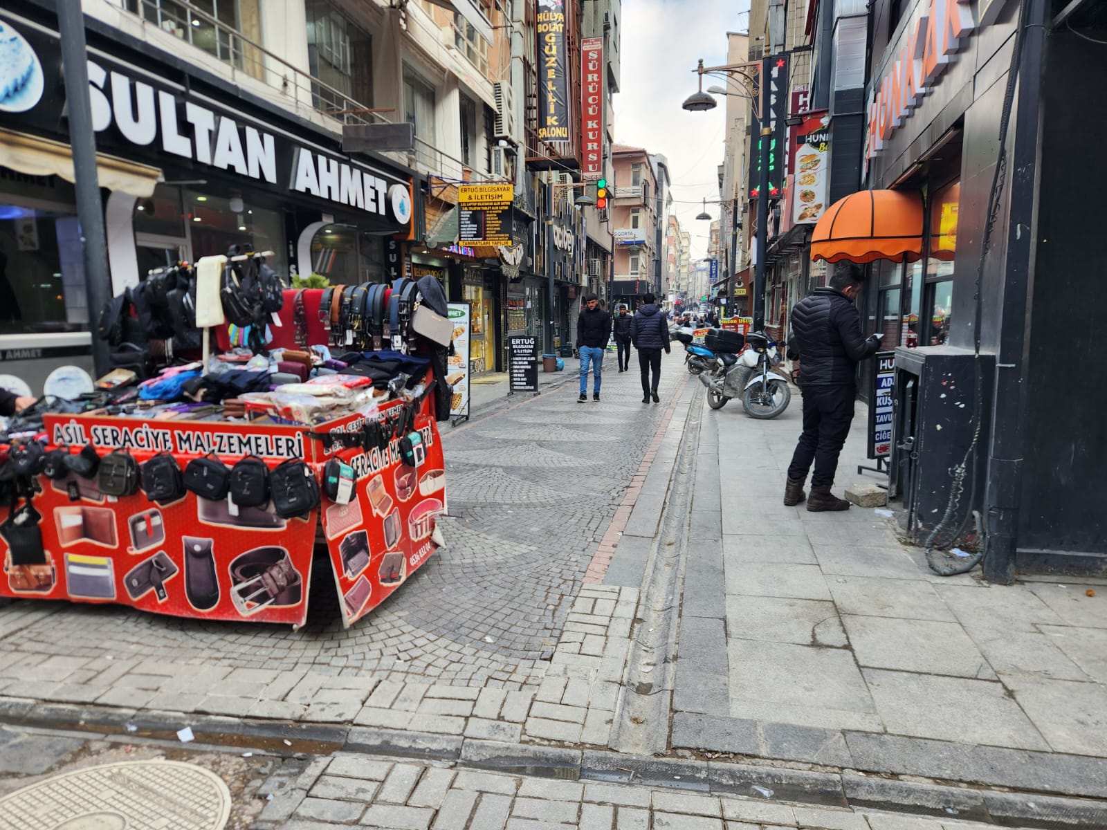 Köfteciler sokağı boş kaldı